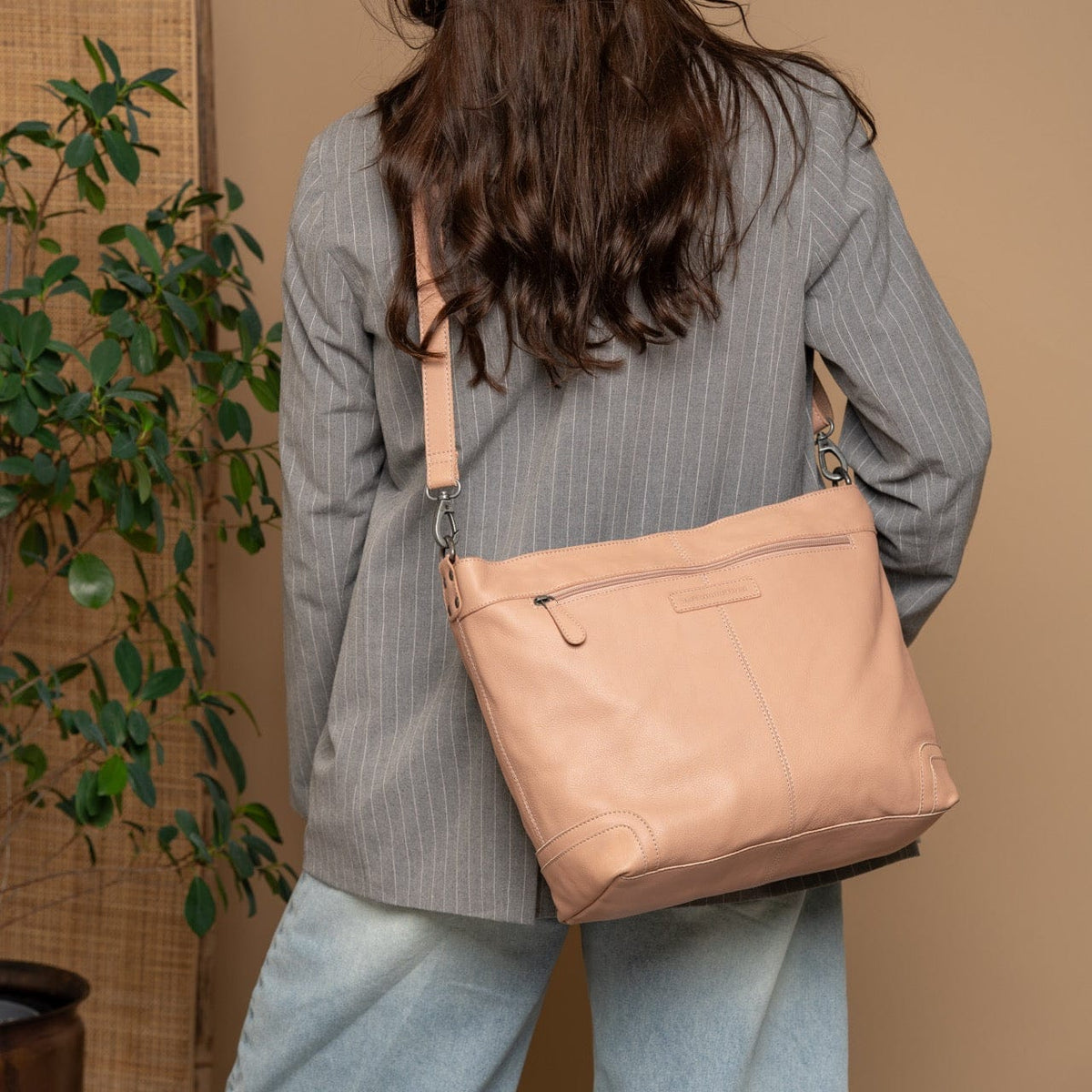 The Chesterfield Brand - Astero Crossbodyväska