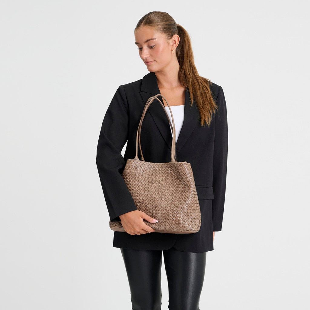 Vacker Axelremsväska 28 CM #Färg_Mörk taupe