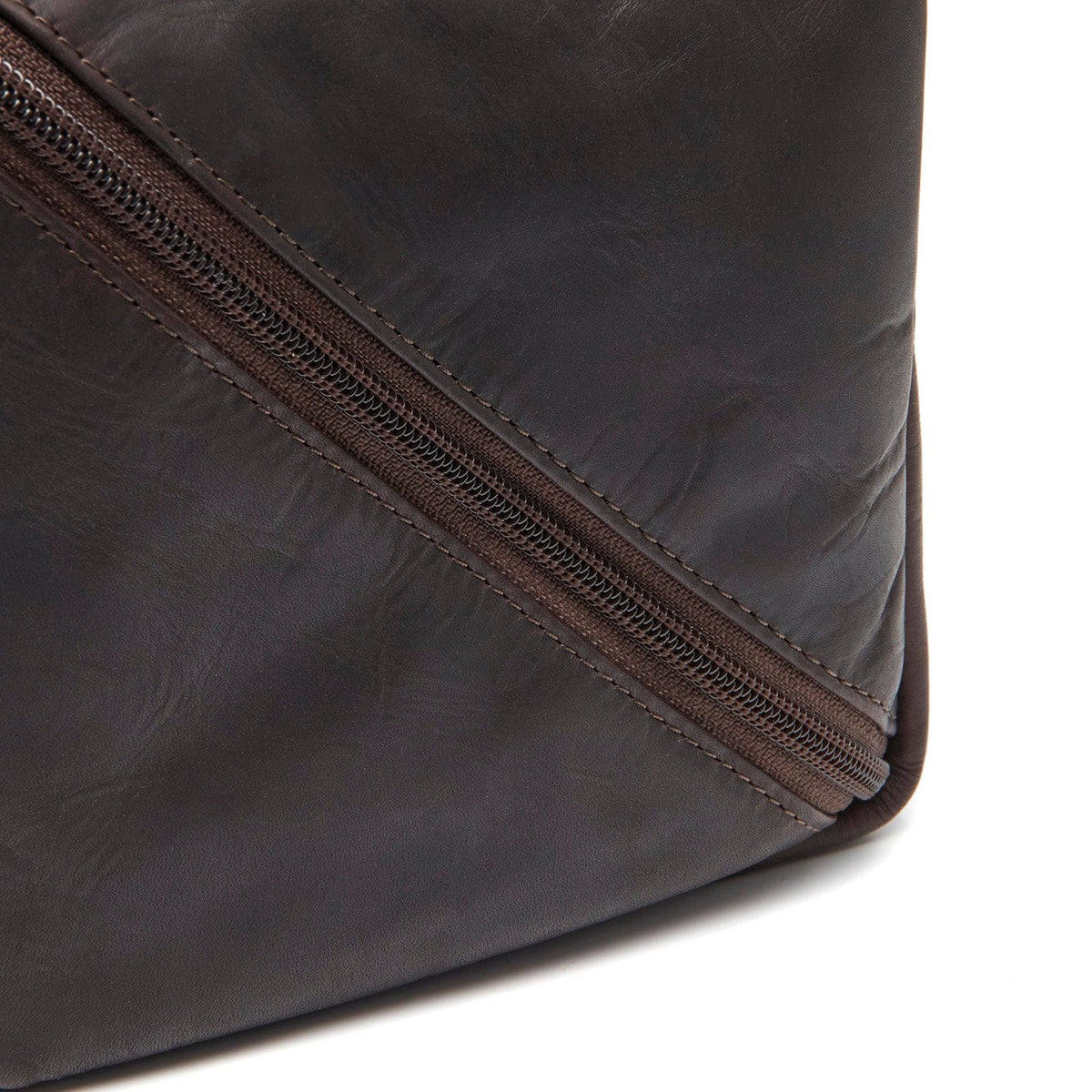 The Chesterfield Brand - Trevia Necessär