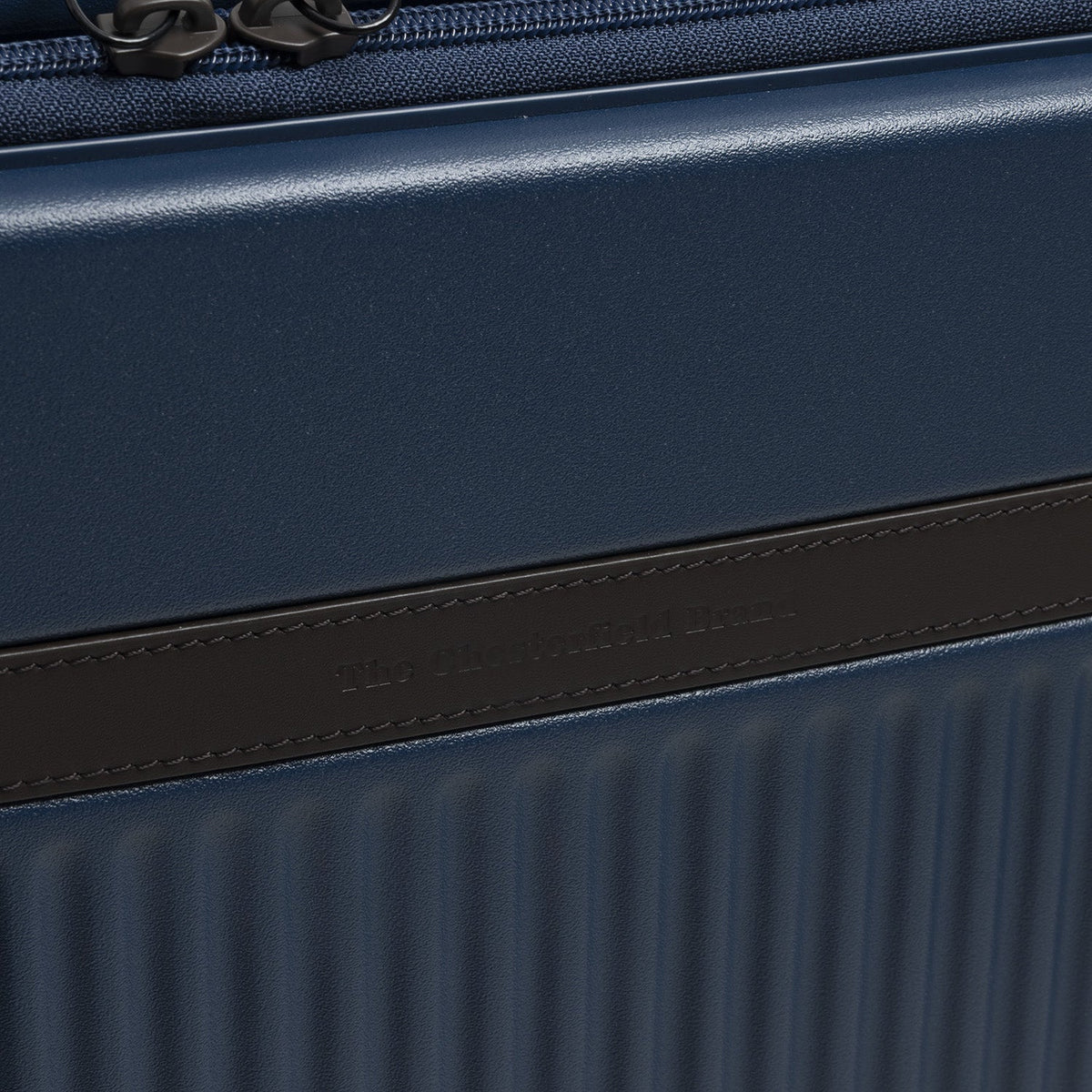 The Chesterfield Brand - Zuna Kabinväska med frontficka 55 cm