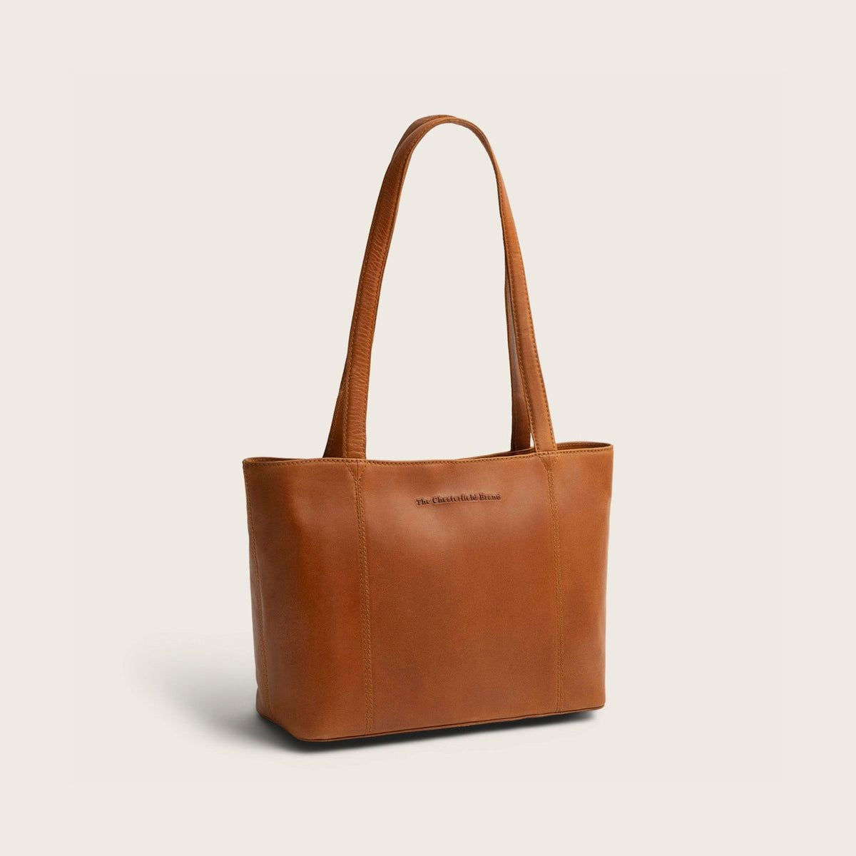 The Chesterfield Brand - Anira Toteväska