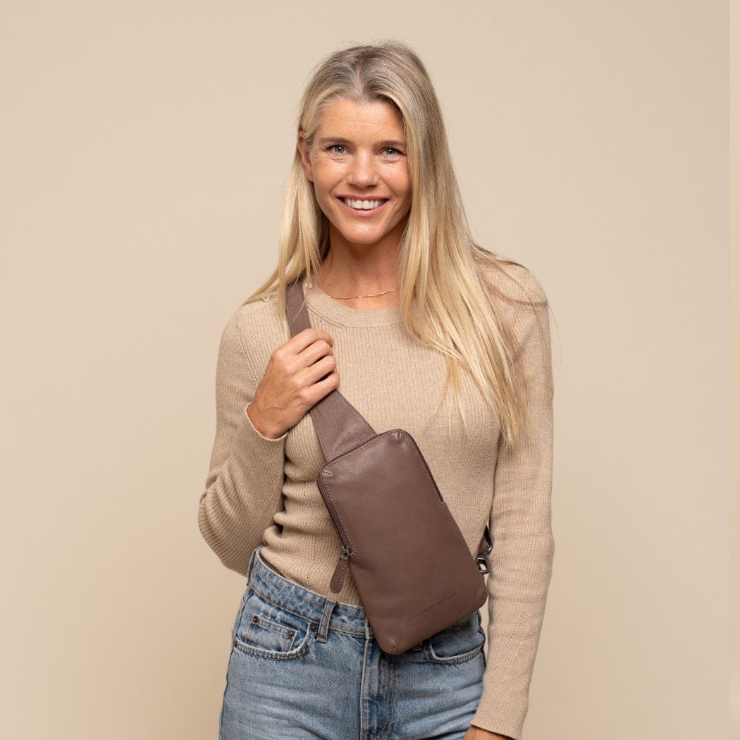 The Chesterfield Brand - Isley Crossbodyväska