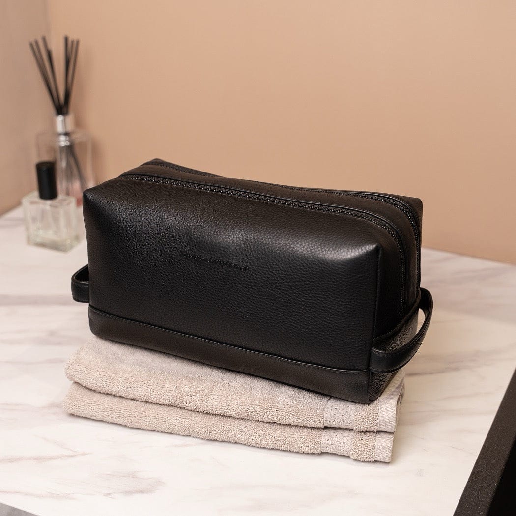 The Chesterfield Brand - Montelaro Necessär