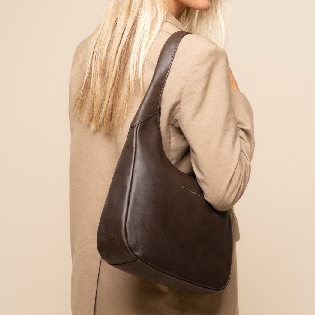 The Chesterfield Brand - Neya Toteväska