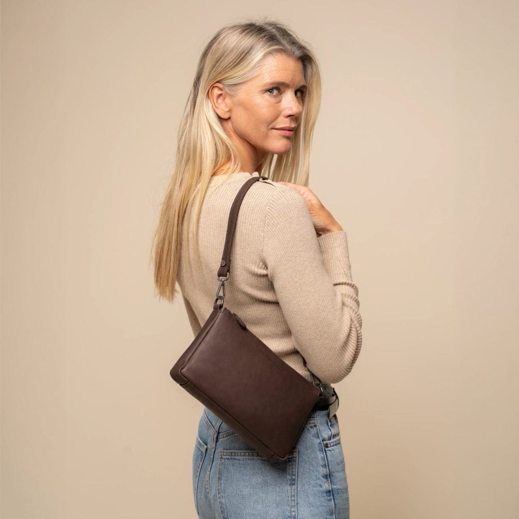 The Chesterfield Brand - Orinoco Crossbodyväska
