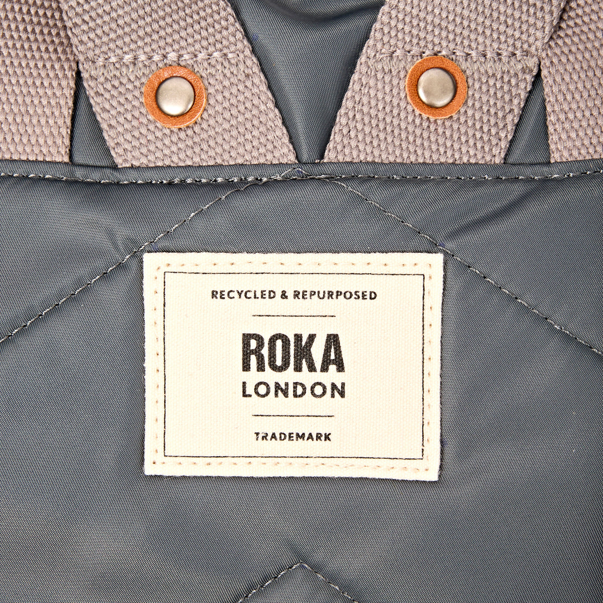 ROKA London - Canfield S Sustainable rolltop-ryggsäck
