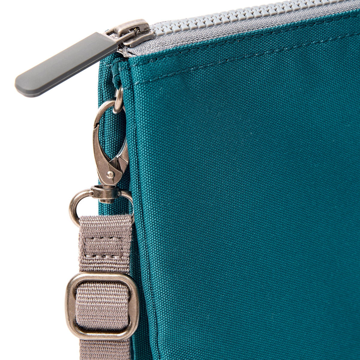 ROKA London - Carnaby XL crossbody-väska