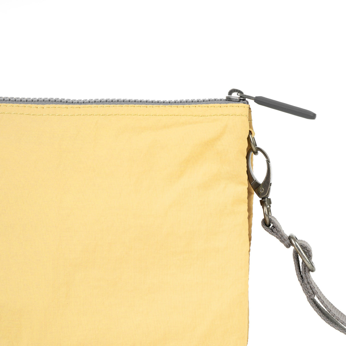 ROKA London - Carnaby XL crossbody-väska