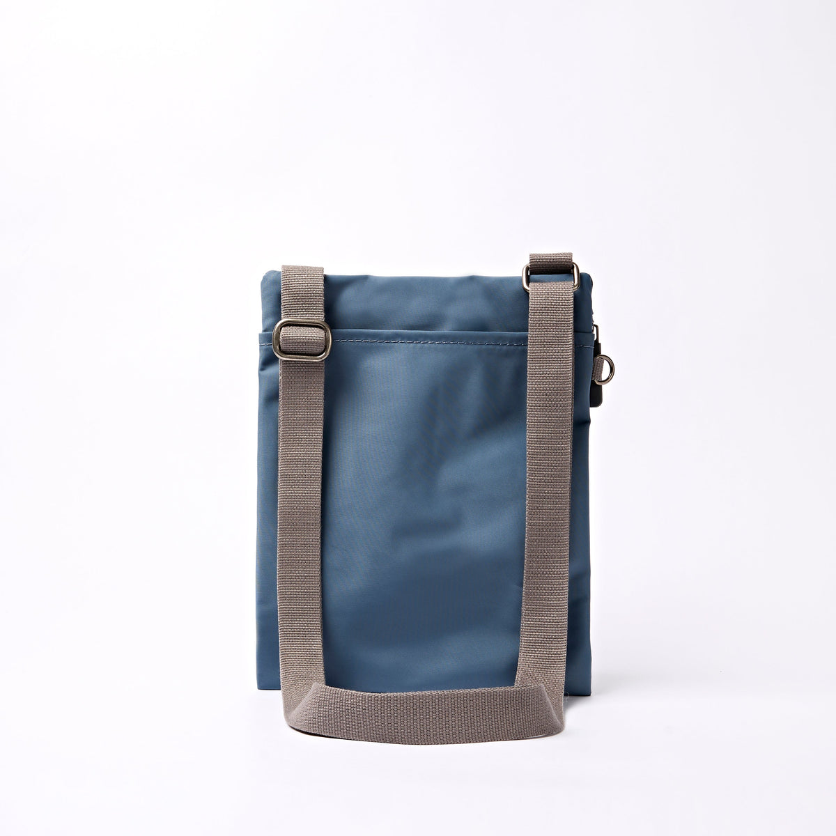 ROKA London - Chelsea B M crossbody-väska