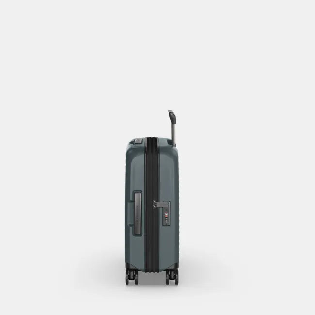 Victorinox Airox Advanced Global Carry-on - Kabinväska - 35L - Grå - S