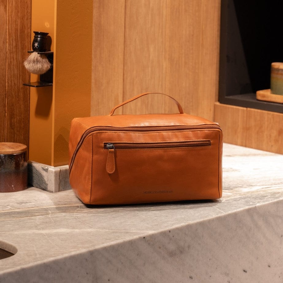 The Chesterfield Brand - Trevia Necessär