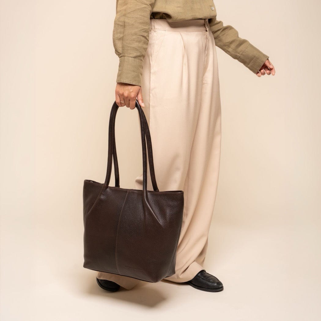 The Chesterfield Brand - Vespera Toteväska