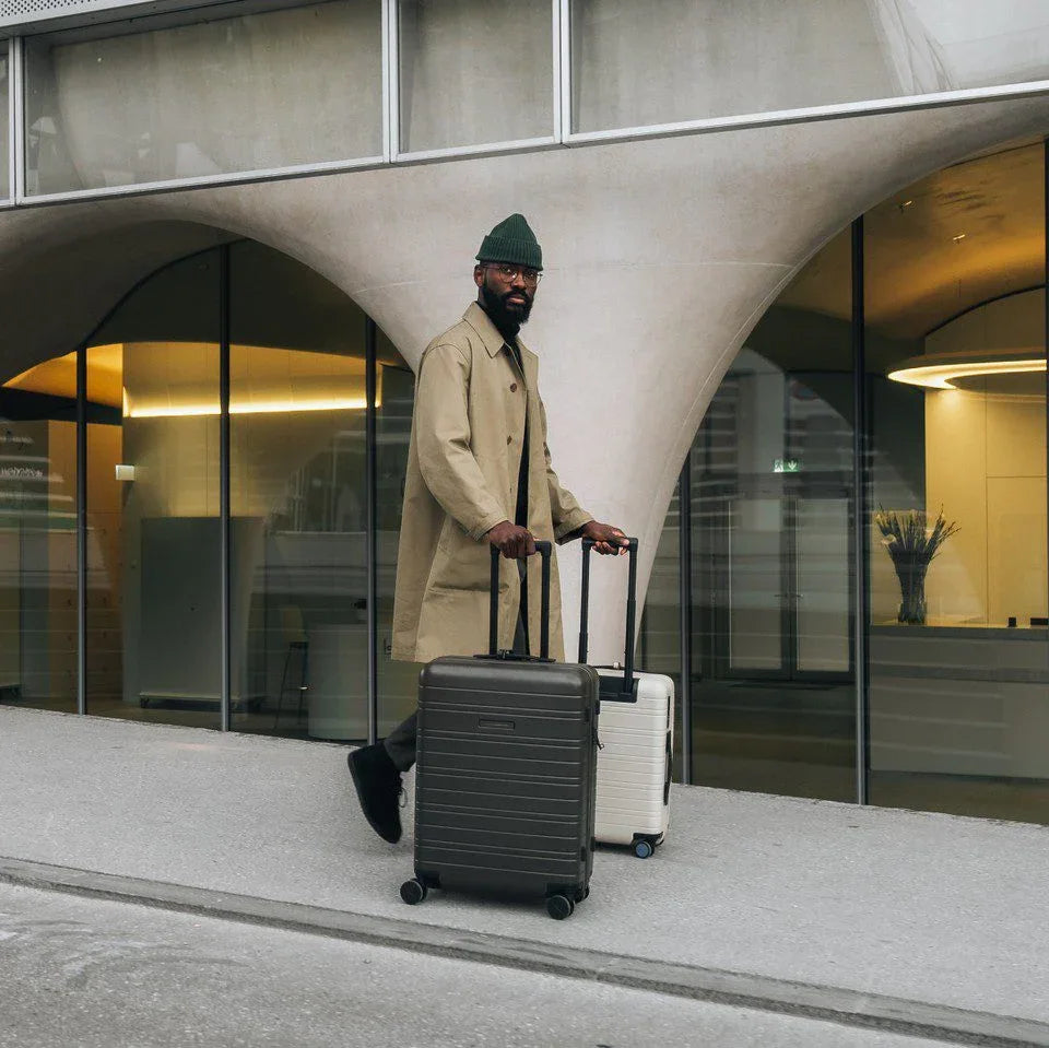 horizn-studios-kodd-magazine-lifestyle-voyage-travel-luggages-bagages-vacances-holidays-1-2 - Case Of Sweden