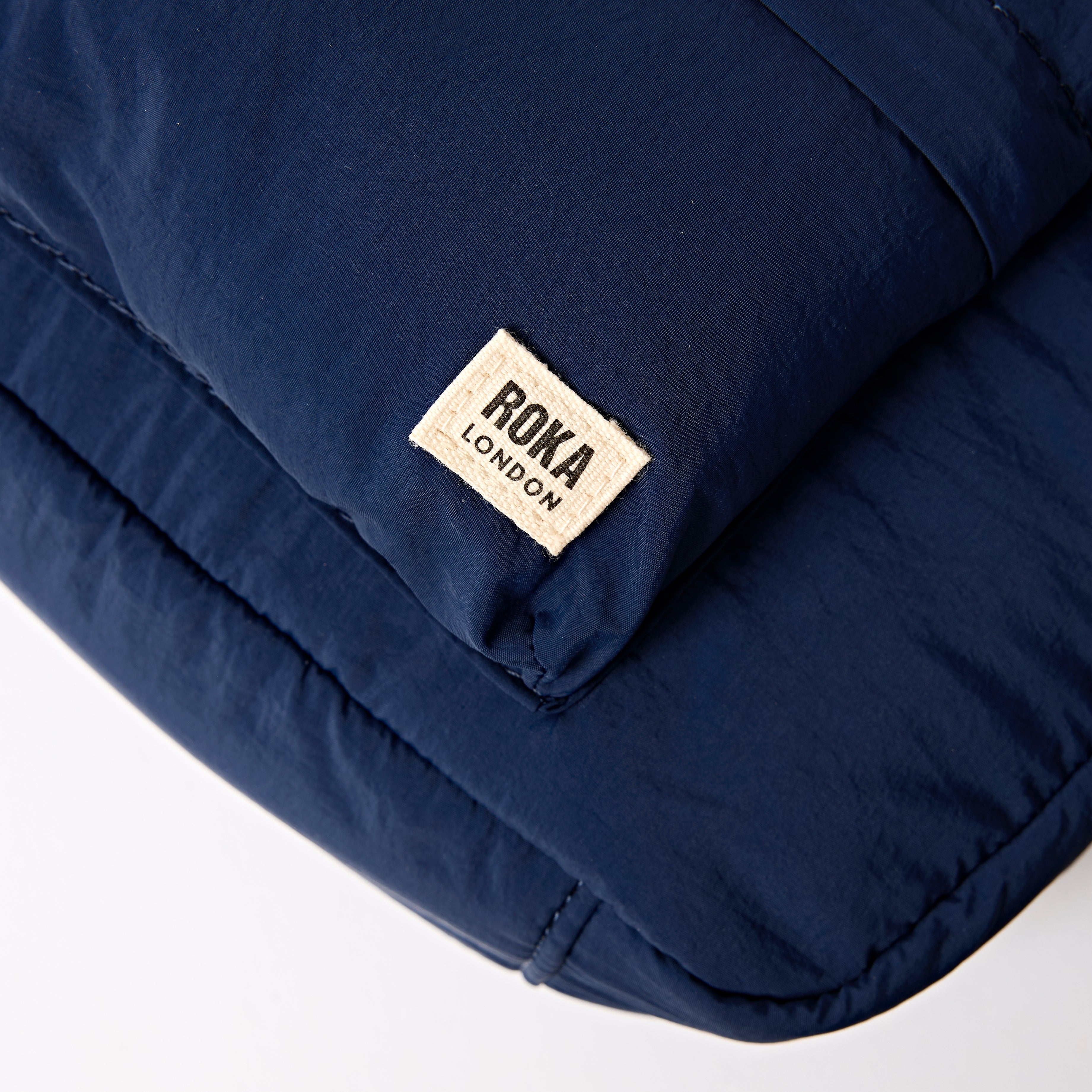 ROKA London - Belsize S handväska #Färg_Midnight