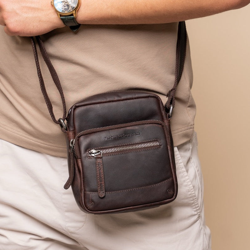 The Chesterfield Brand - Bremen Crossbodyväska #Färg_Brun