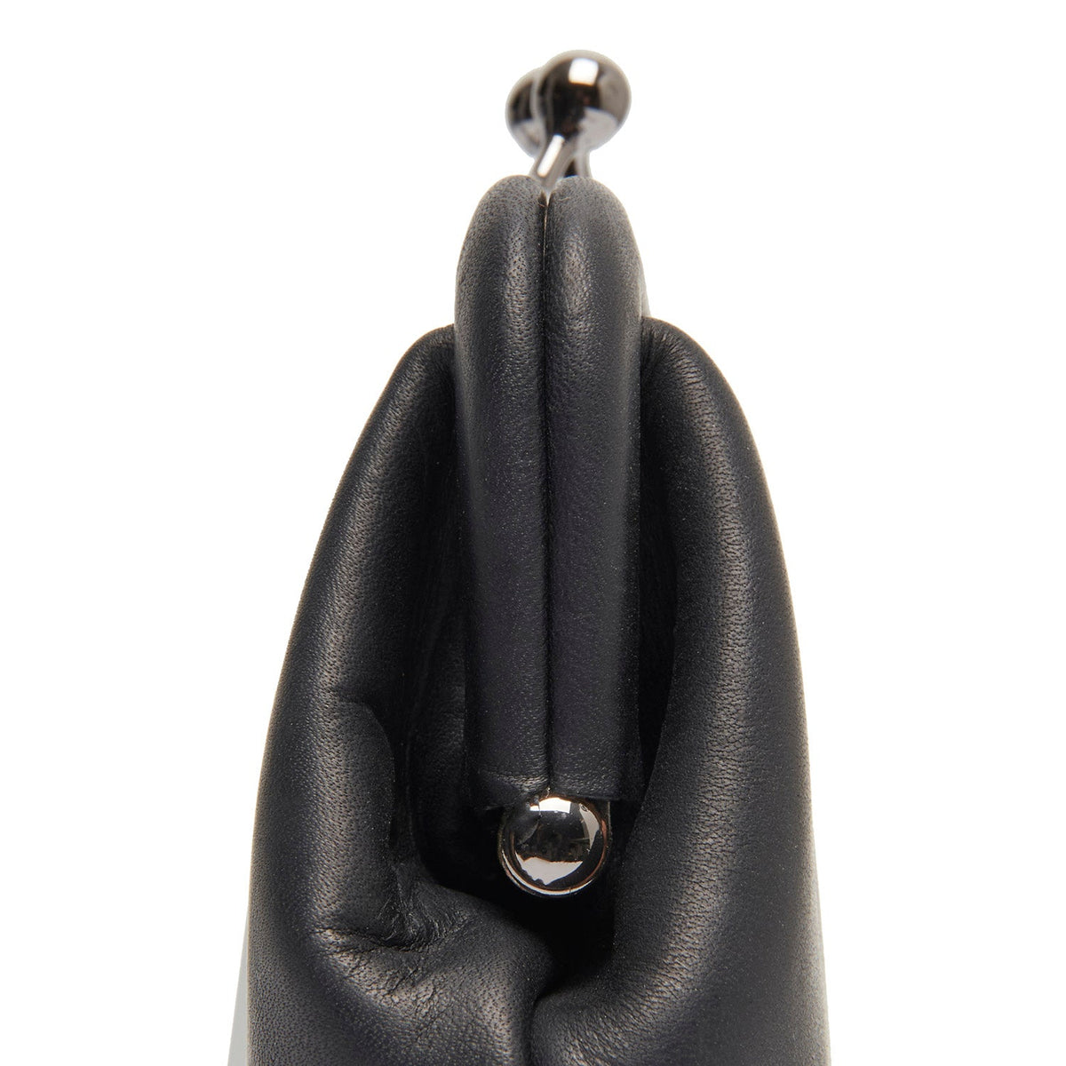 The Chesterfield Brand - Nera Plånbok #Färg_Svart