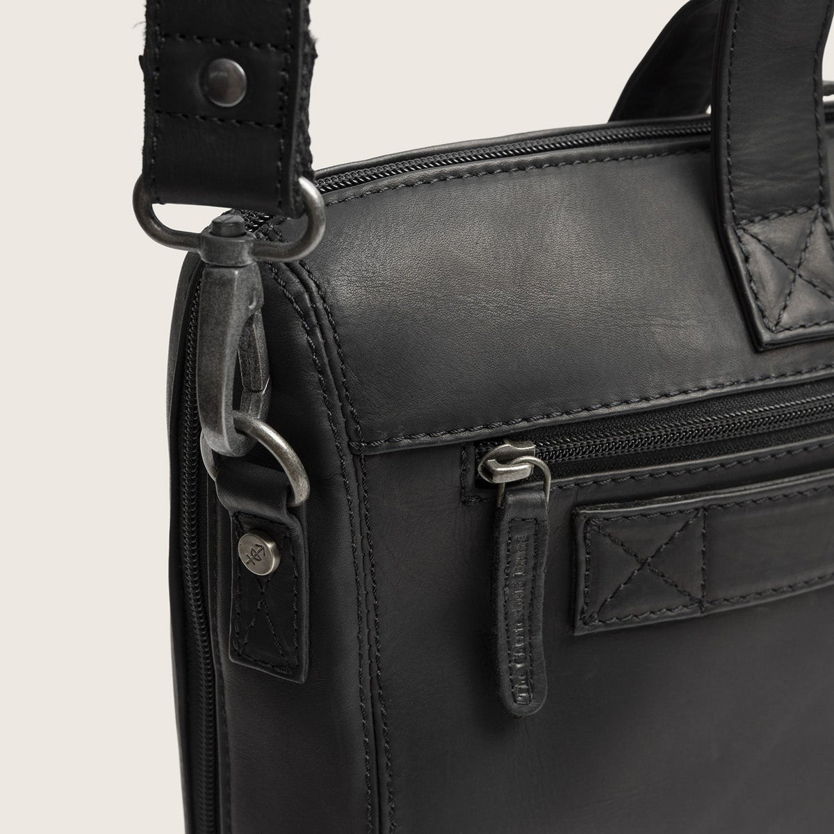 The Chesterfield Brand - Levanto Laptopväska #Färg_Svart