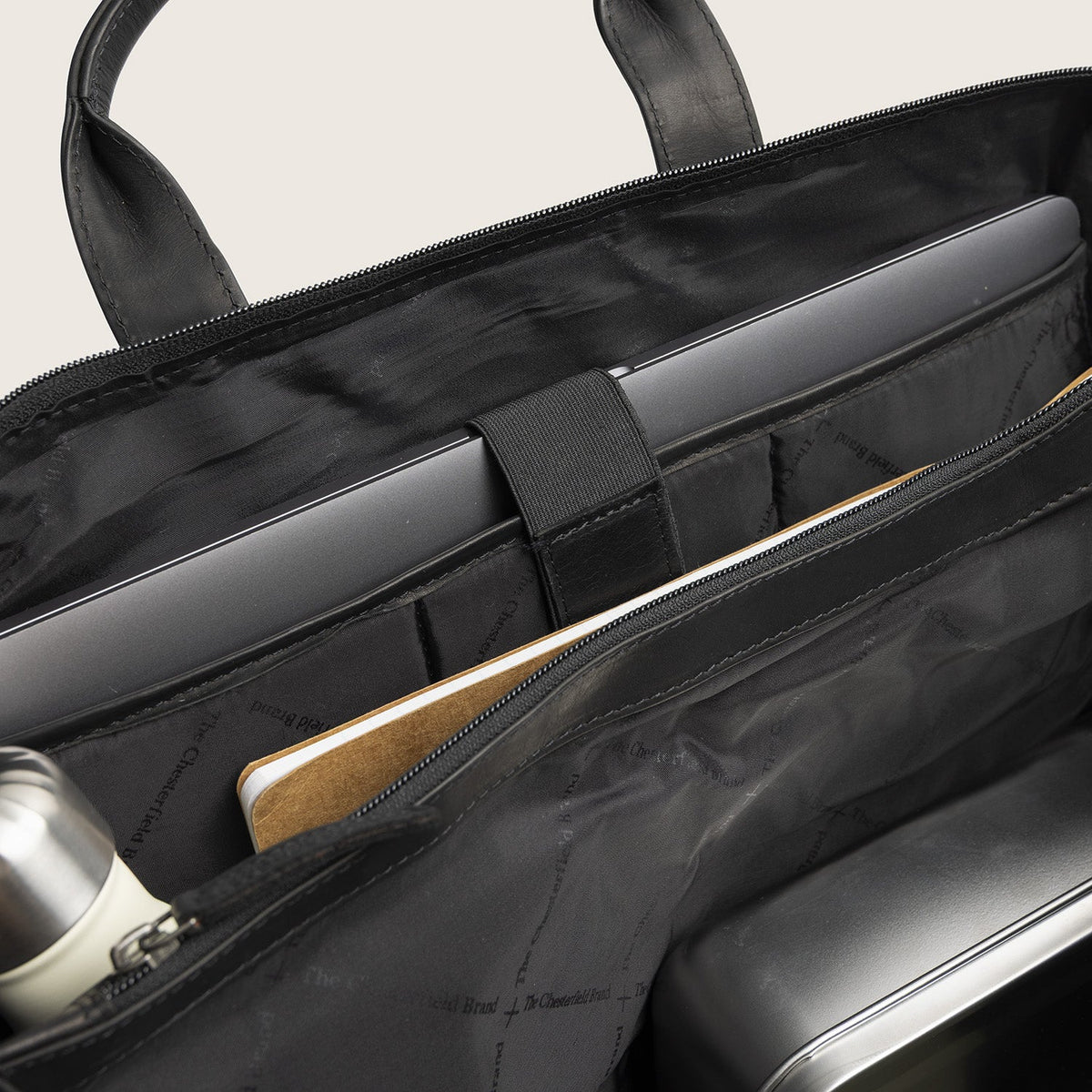 The Chesterfield Brand - Levanto Laptopväska #Färg_Svart