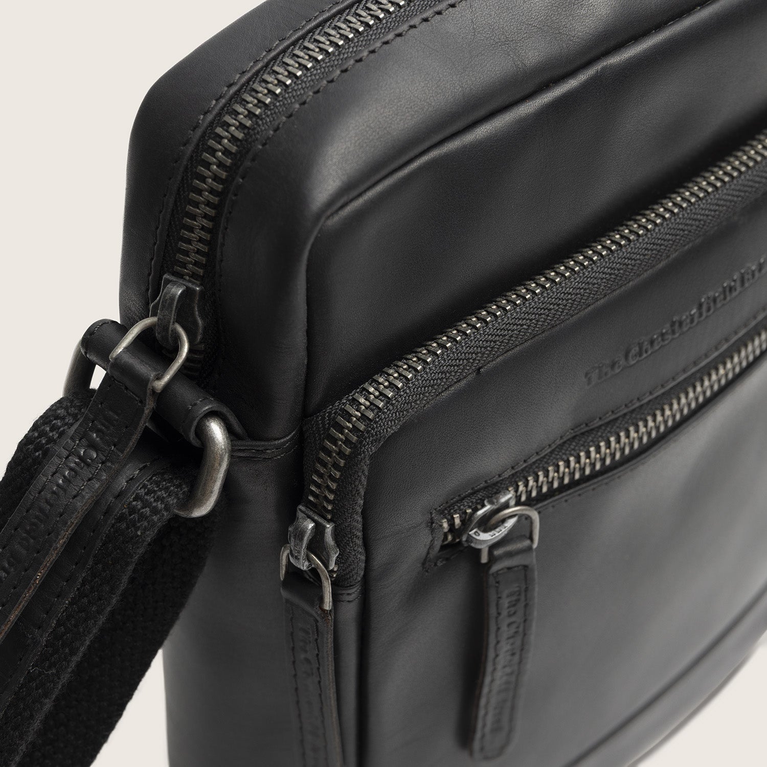 The Chesterfield Brand - Birmingham Crossbodyväska #Färg_Svart