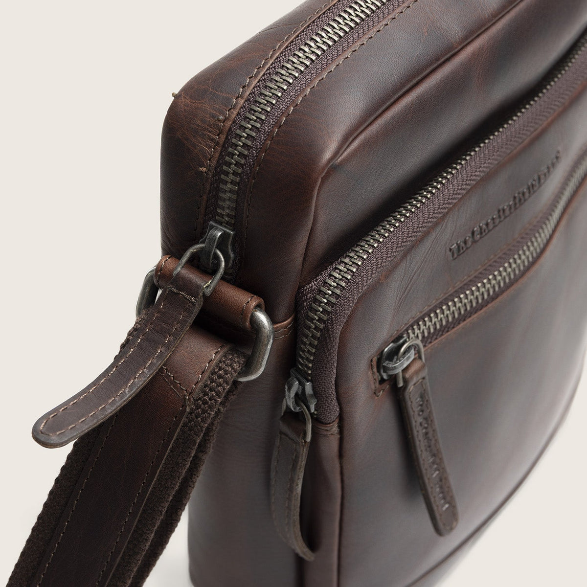 The Chesterfield Brand - Birmingham Crossbodyväska #Färg_Brun
