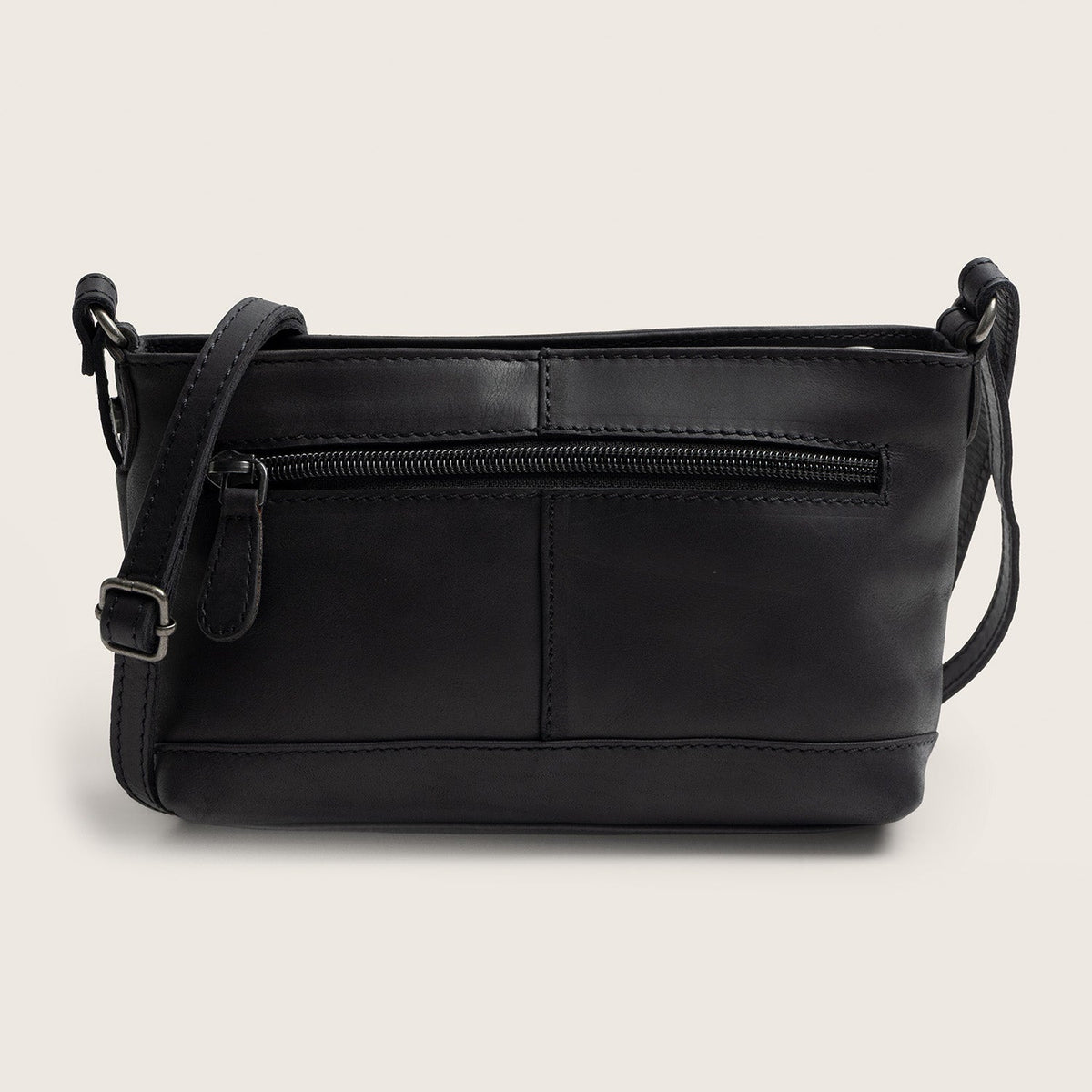 The Chesterfield Brand - Salerno Crossbodyväska #Färg_Svart