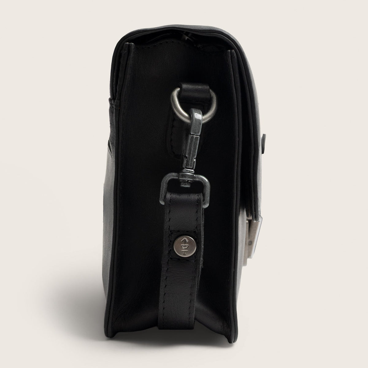 The Chesterfield Brand - Lucca Crossbodyväska #Färg_Svart