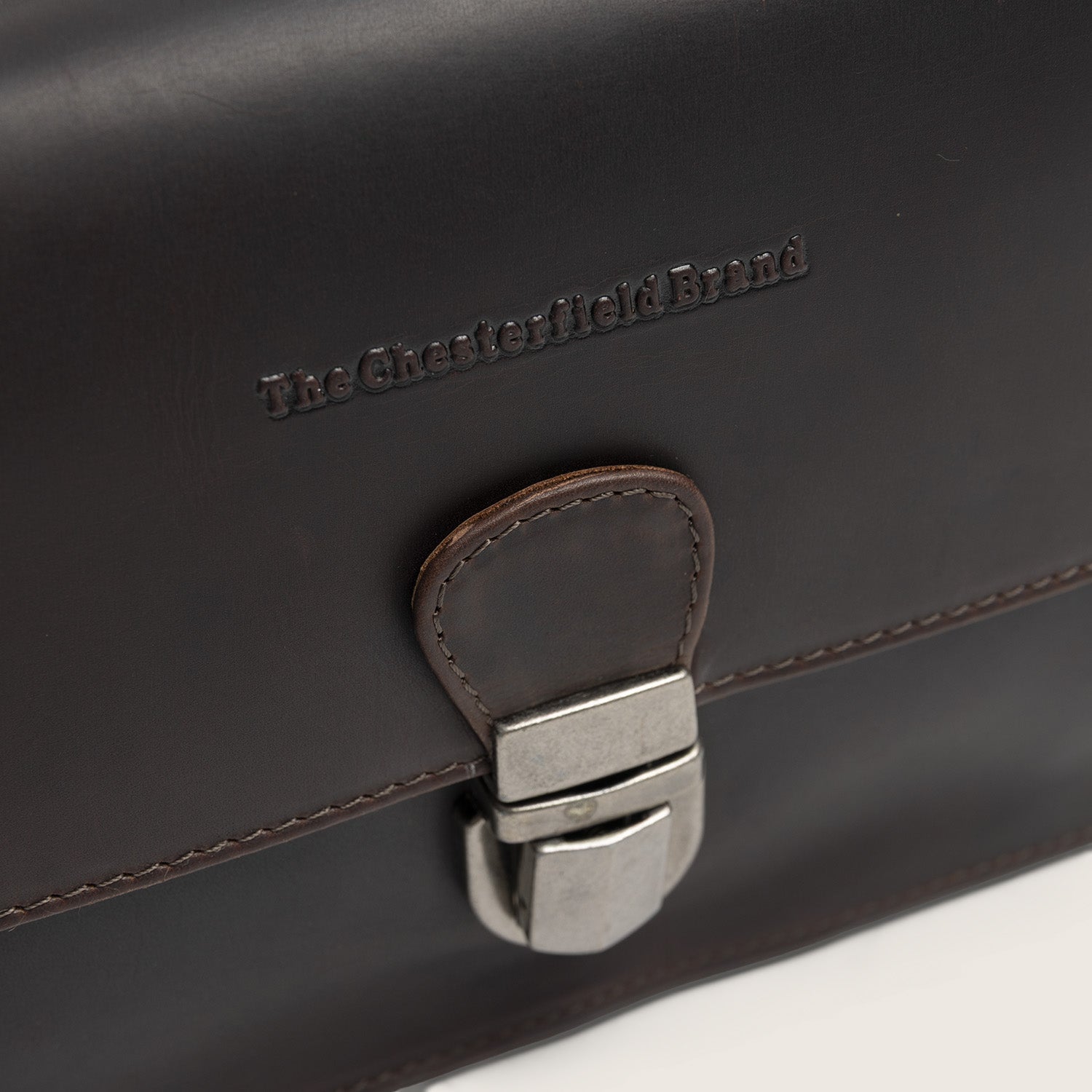 The Chesterfield Brand - Lucca Crossbodyväska #Färg_Brun
