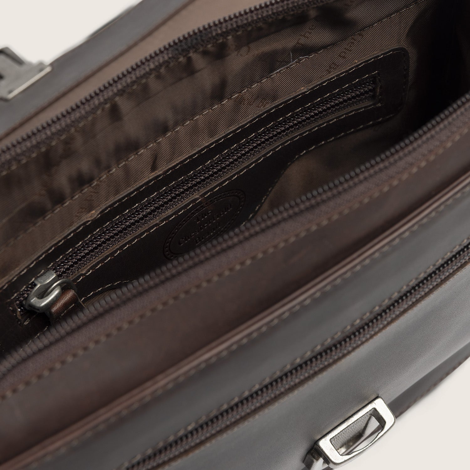 The Chesterfield Brand - Lucca Crossbodyväska #Färg_Brun