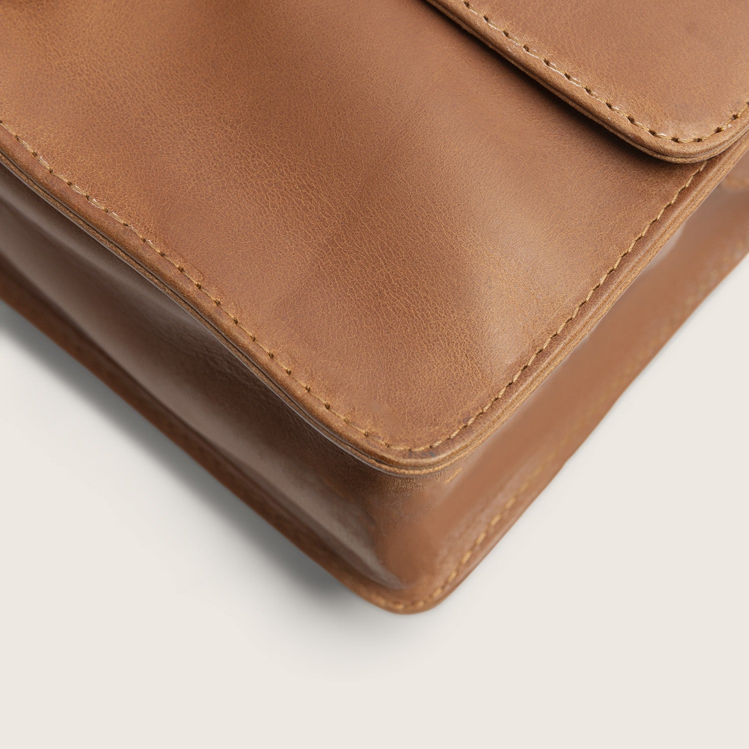 The Chesterfield Brand - Lucca Crossbodyväska #Färg_Konjak