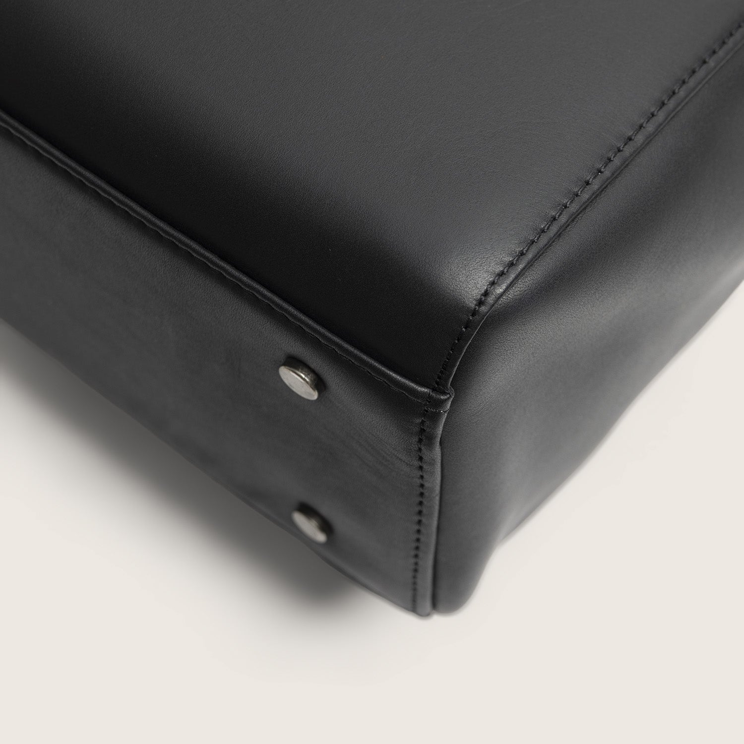 The Chesterfield Brand - Rivera Laptopväska #Färg_Svart
