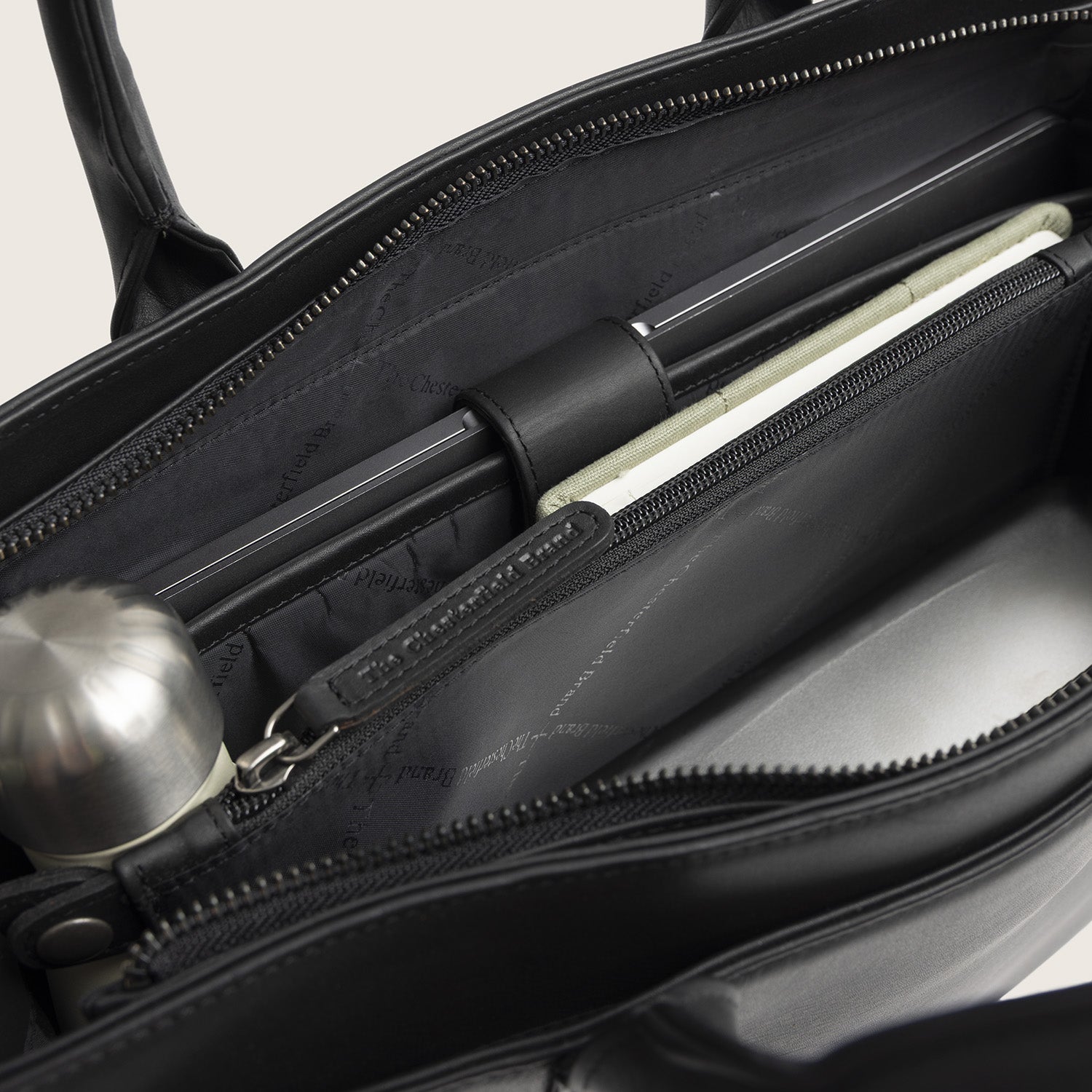 The Chesterfield Brand - Rivera Laptopväska #Färg_Svart