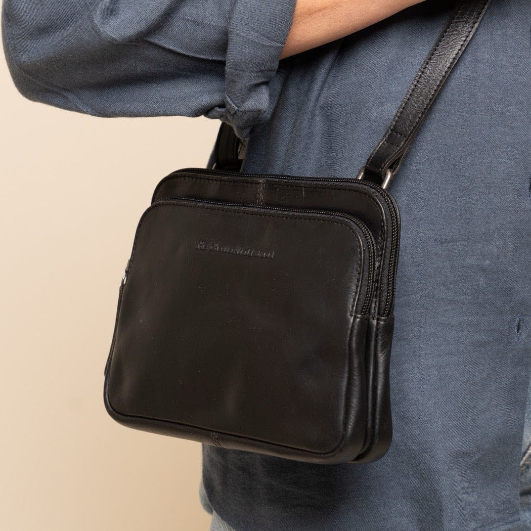 The Chesterfield Brand - Caia Crossbodyväska #Färg_Svart