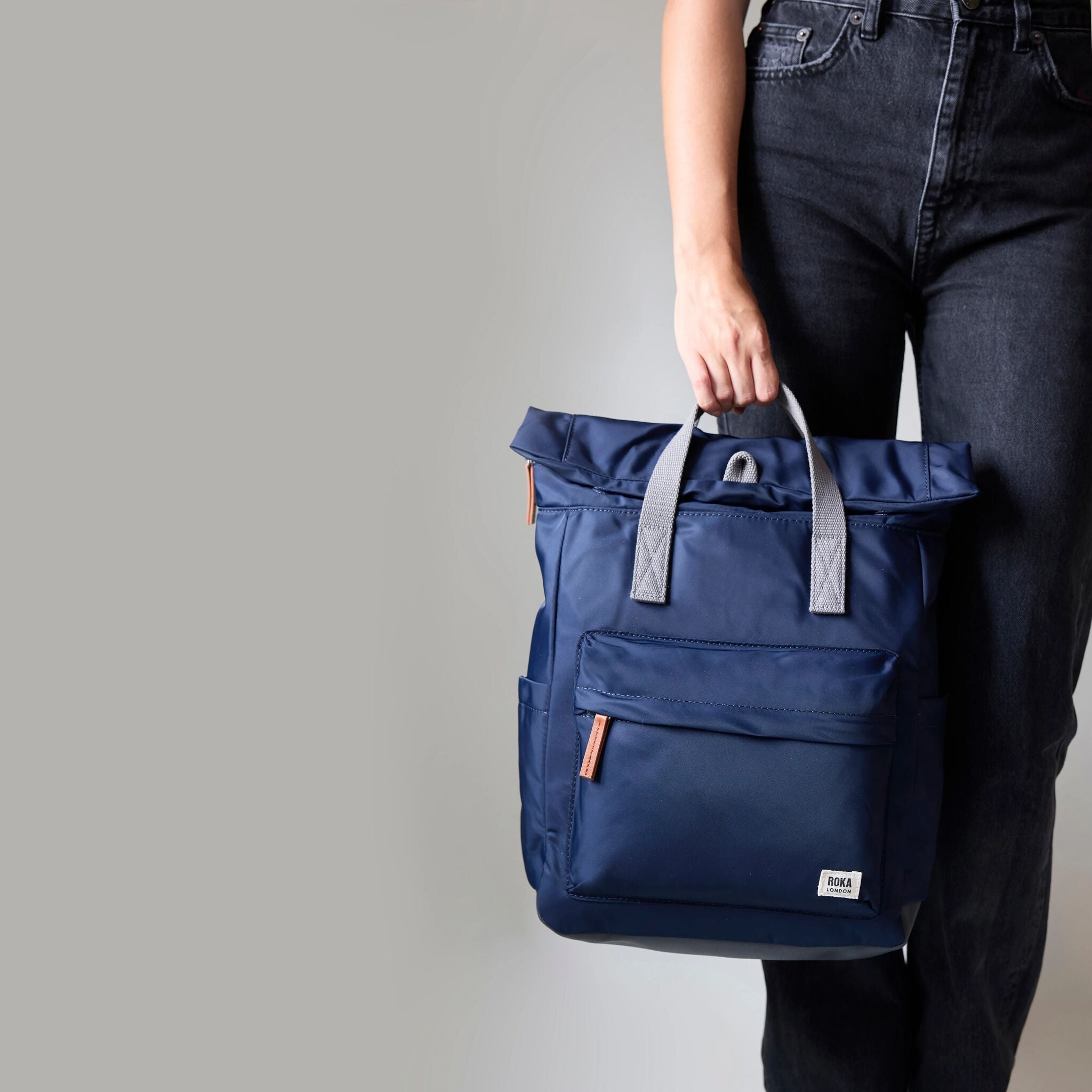 ROKA London - Canfield M rolltop-ryggsäck #Färg_Graphite