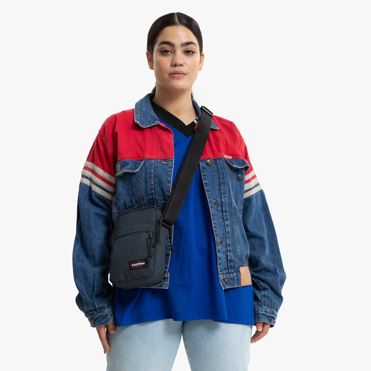 Eastpak - THE ONE Crossbodyväska