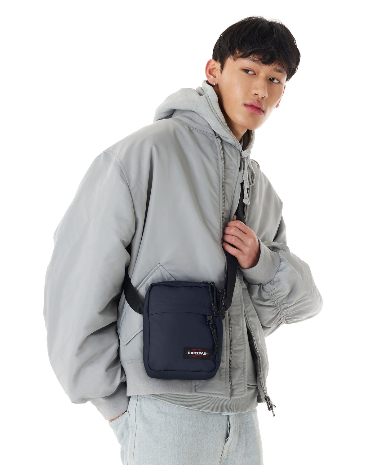 Eastpak - THE ONE Crossbodyväska