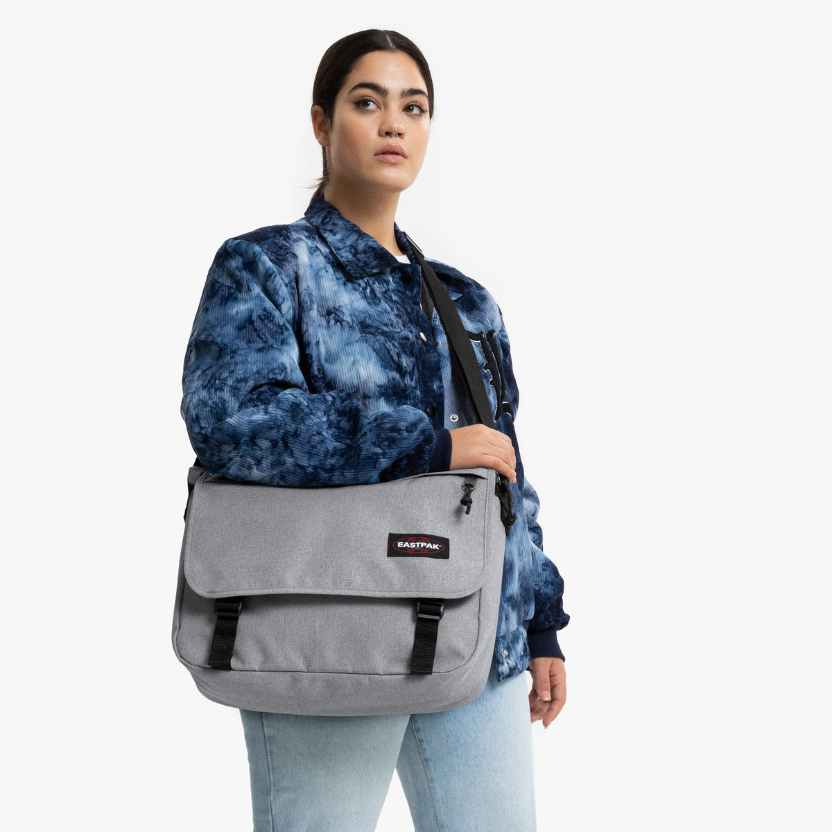 Eastpak - DELEGATE + Axelväska