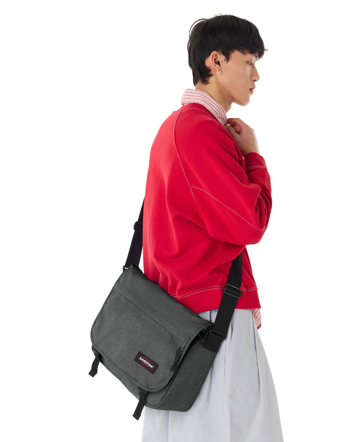 Eastpak - DELEGATE + Axelväska