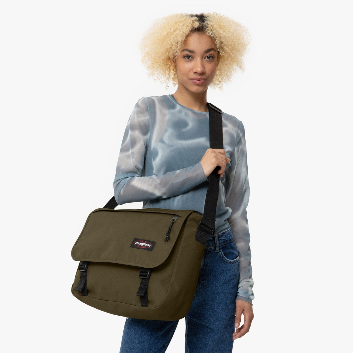 Eastpak - DELEGATE + Axelväska