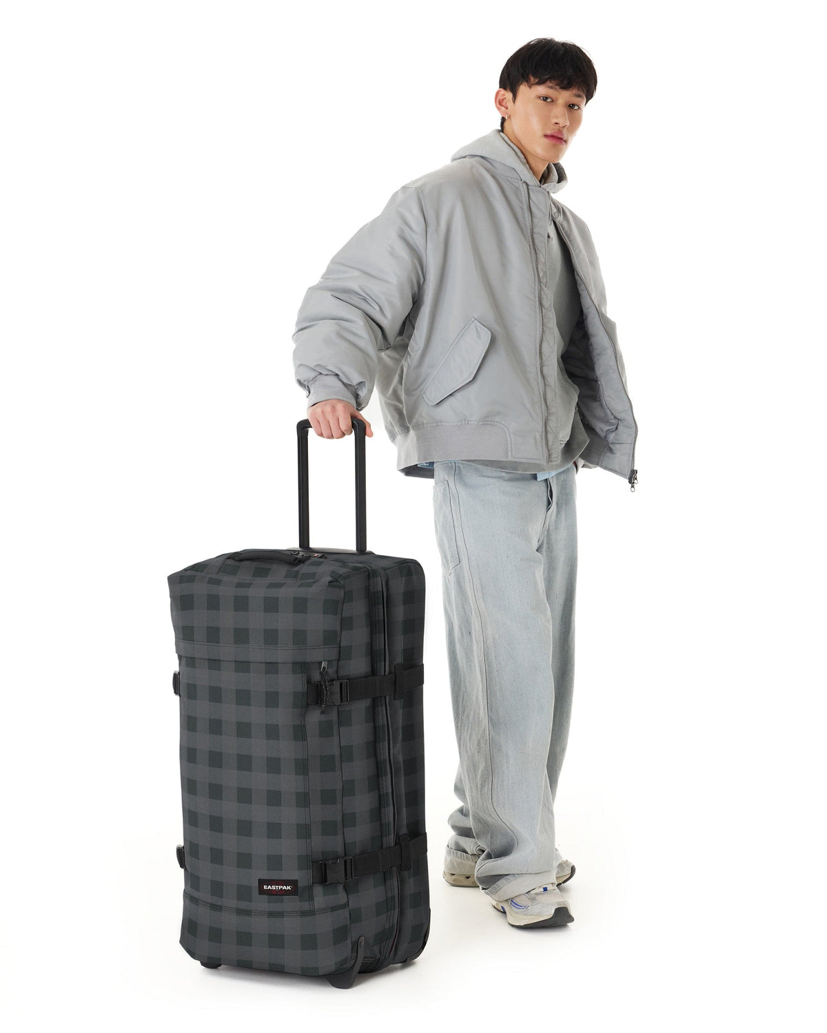 Eastpak - TRANVERZ L Resväska