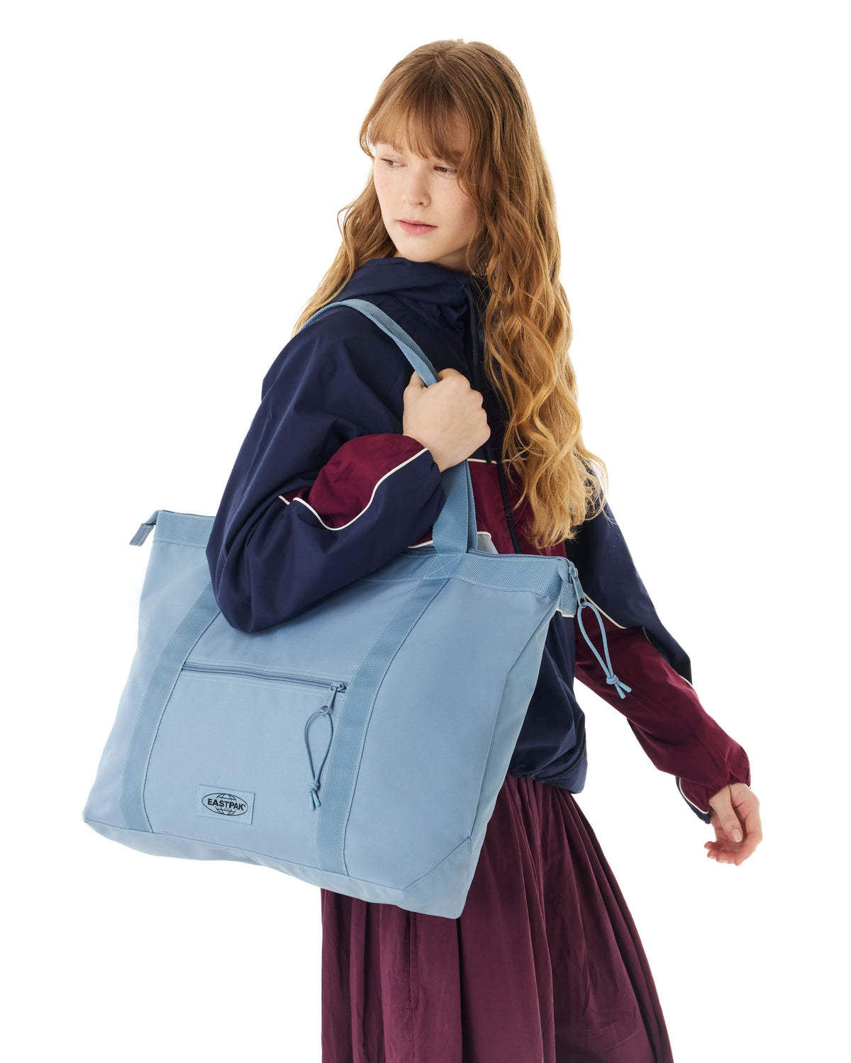 Eastpak - TRAVEL TOTE Toteväska