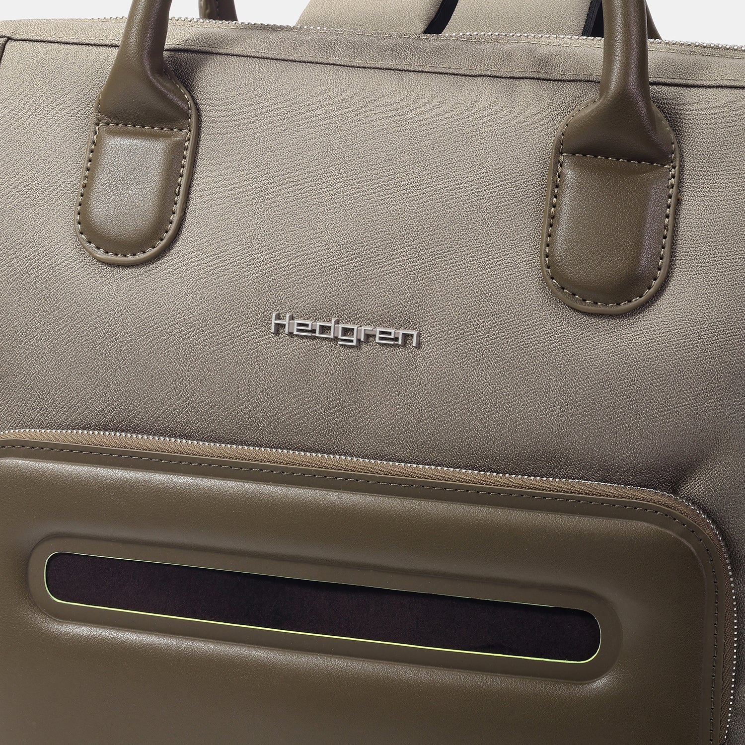 Moka L Ryggsäck 15.4 tum #Färg_Taupe