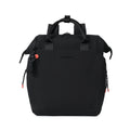 Hedgren Orizuru 15 tum ryggsäck with black fabric, front zip pocket, padded shoulder straps, and modern design.