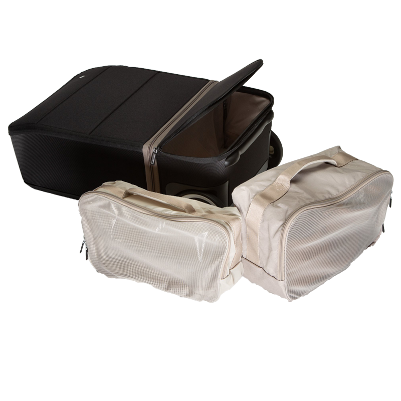 NOMAD - Svart - Expanderbar Kabinväska 55/75 cm - Kabinväska - Powerbank ingår