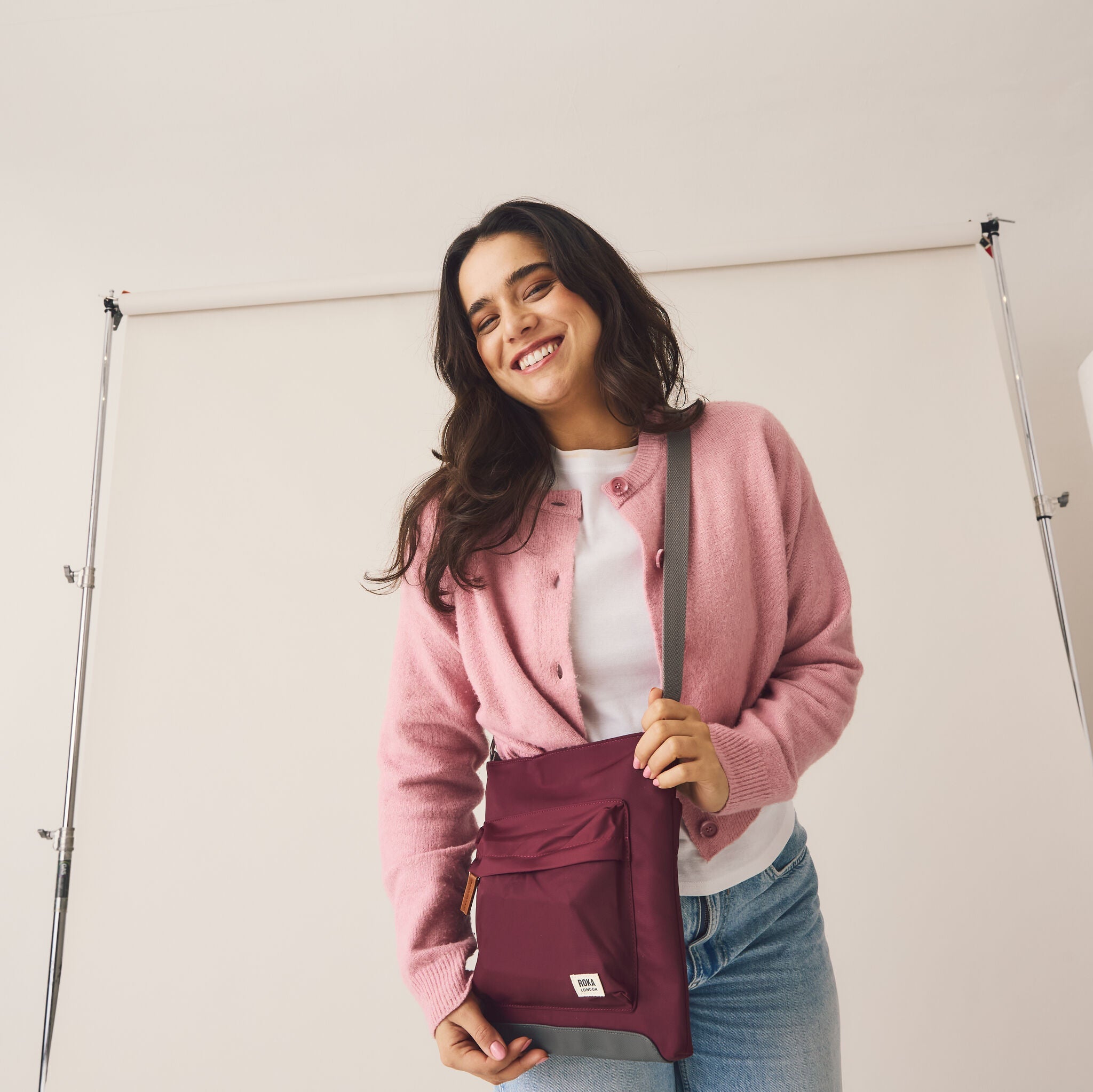ROKA London - Kennington M crossbody-väska #Färg_Corn