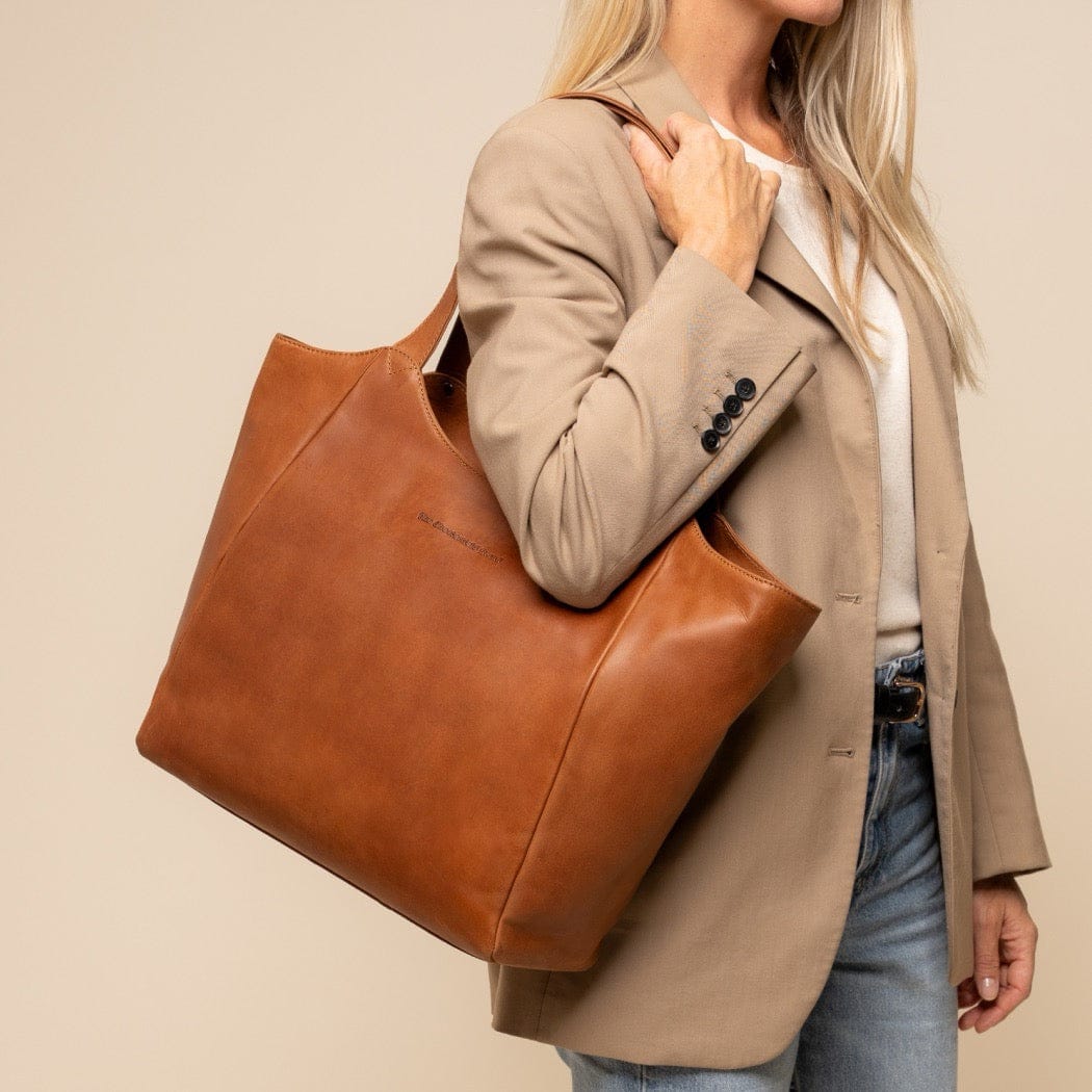The Chesterfield Brand - Mireya Toteväska
