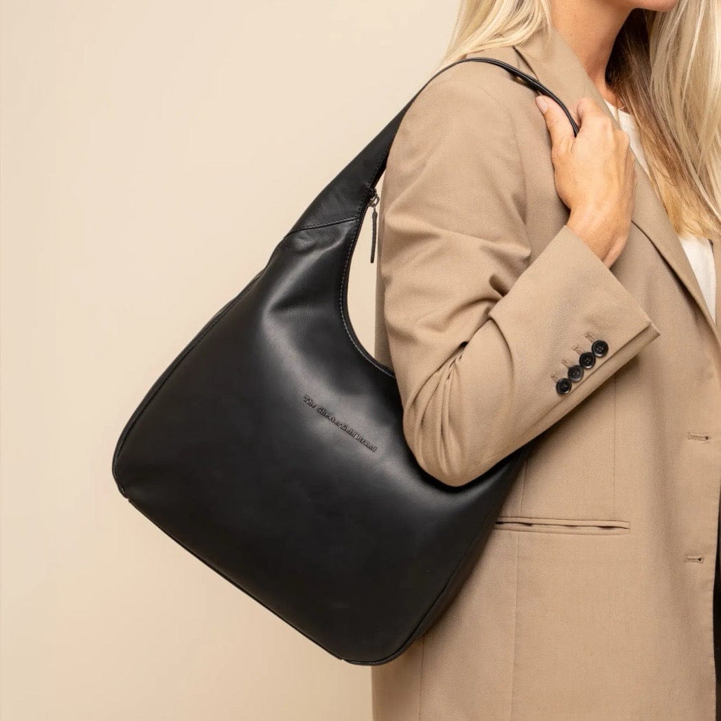The Chesterfield Brand - Neya Toteväska
