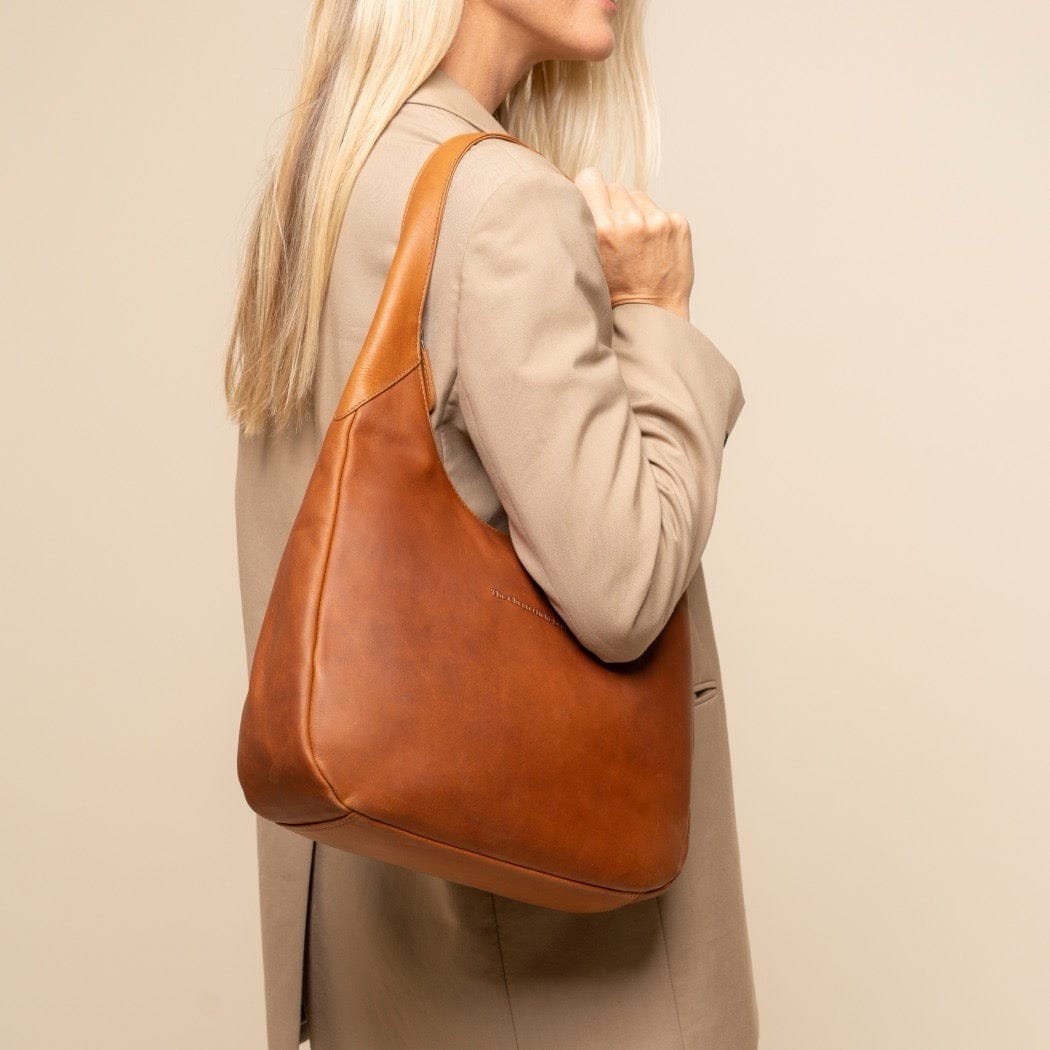 The Chesterfield Brand - Neya Toteväska