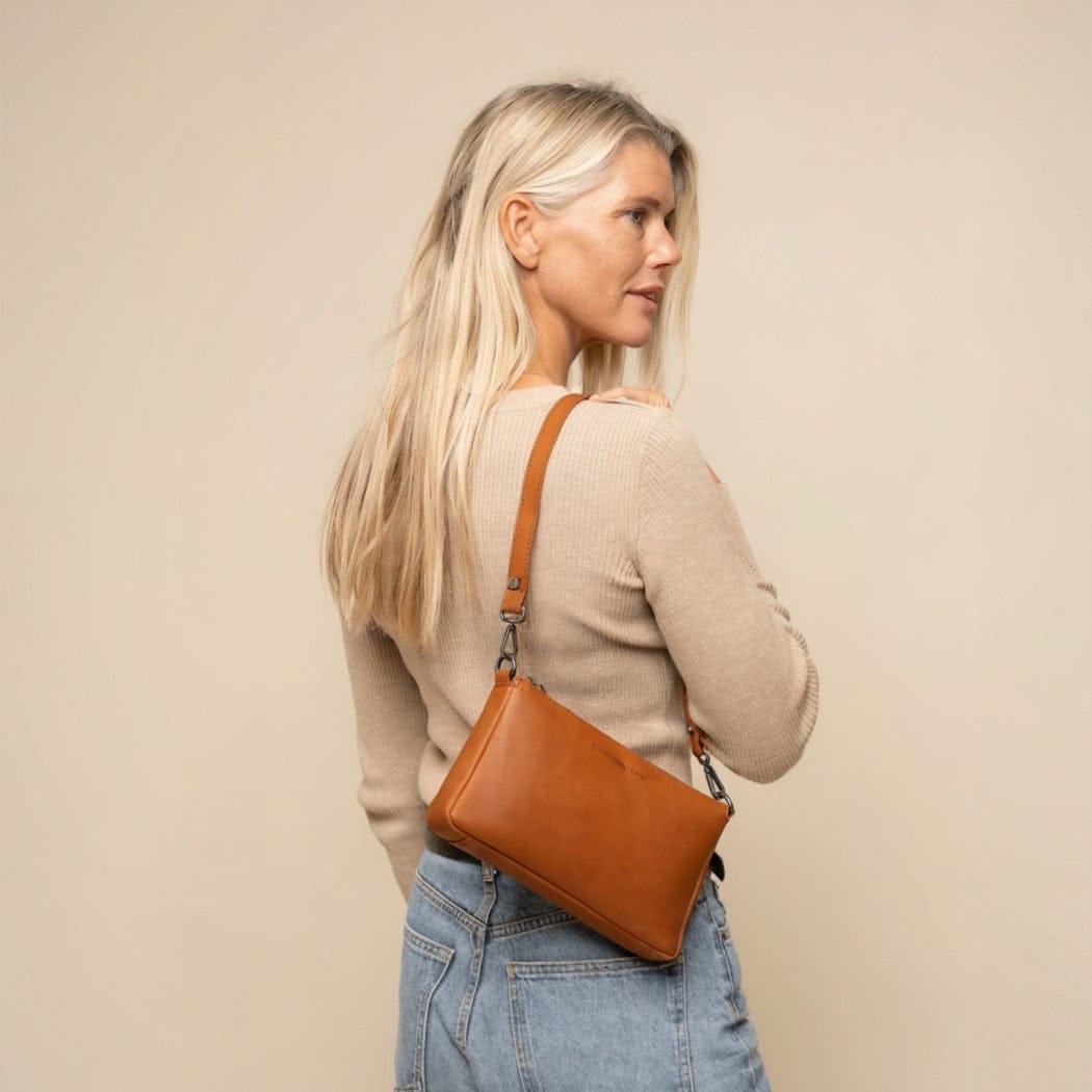 The Chesterfield Brand - Orinoco Crossbodyväska
