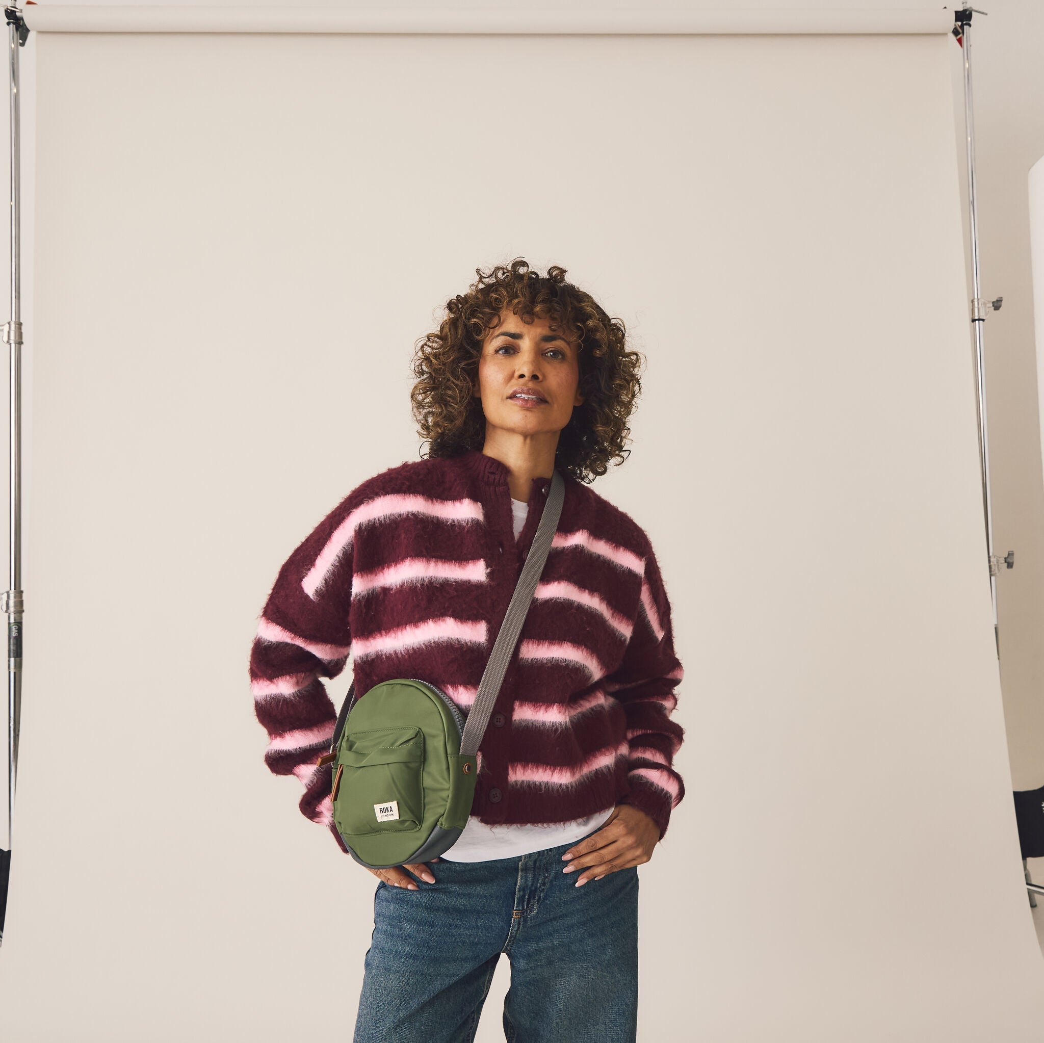 ROKA London - Paddington S crossbody-väska #Färg_Graphite