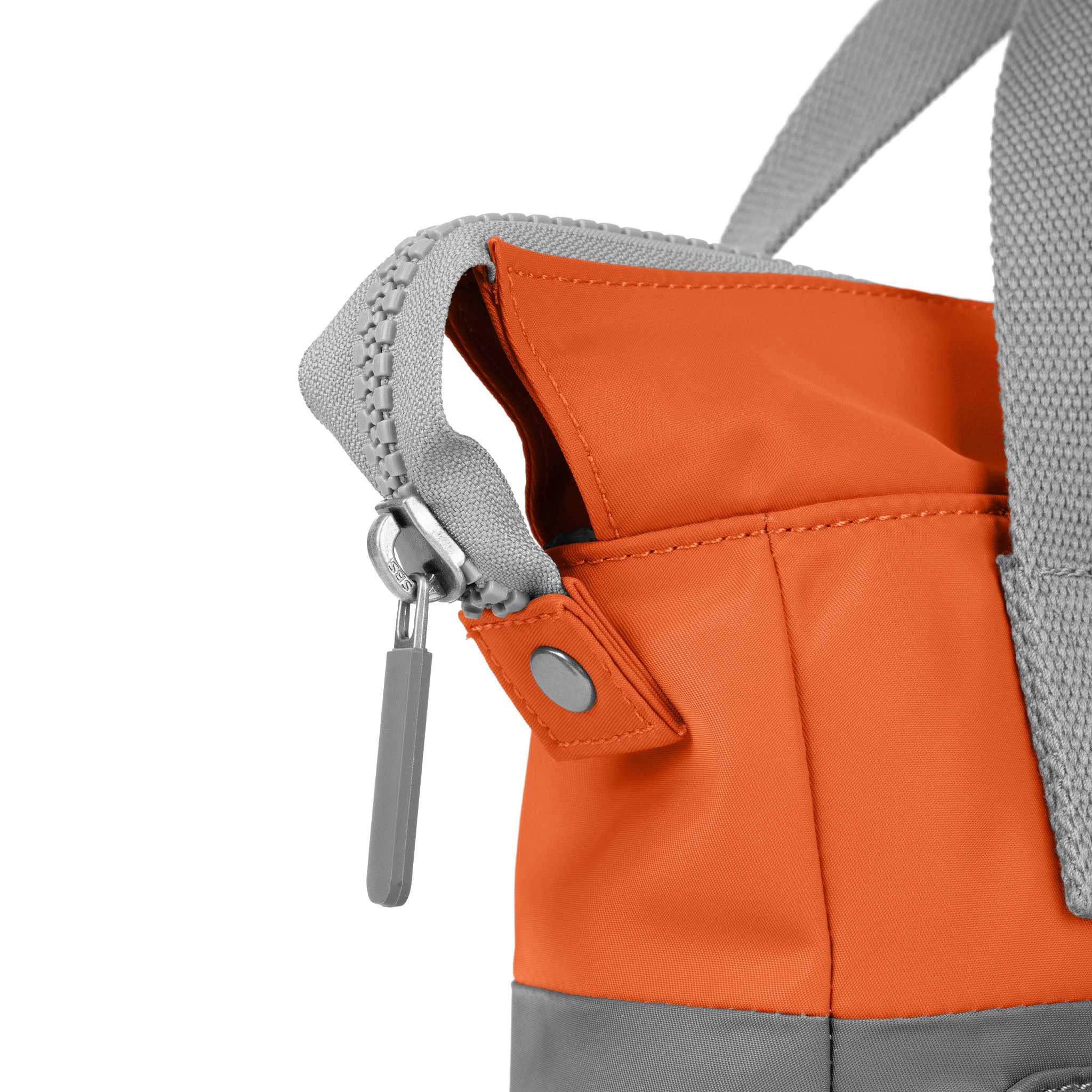ROKA London - Bantry S ryggsäck Creative Waste #Färg_Graphite/Burnt_Orange